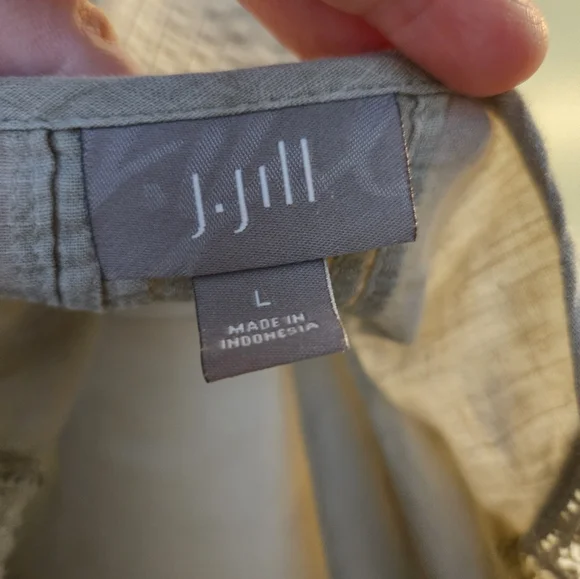 J. Jill Taupe Shirt with Lace Trim Women's Size Large L - Picture 12 of 13